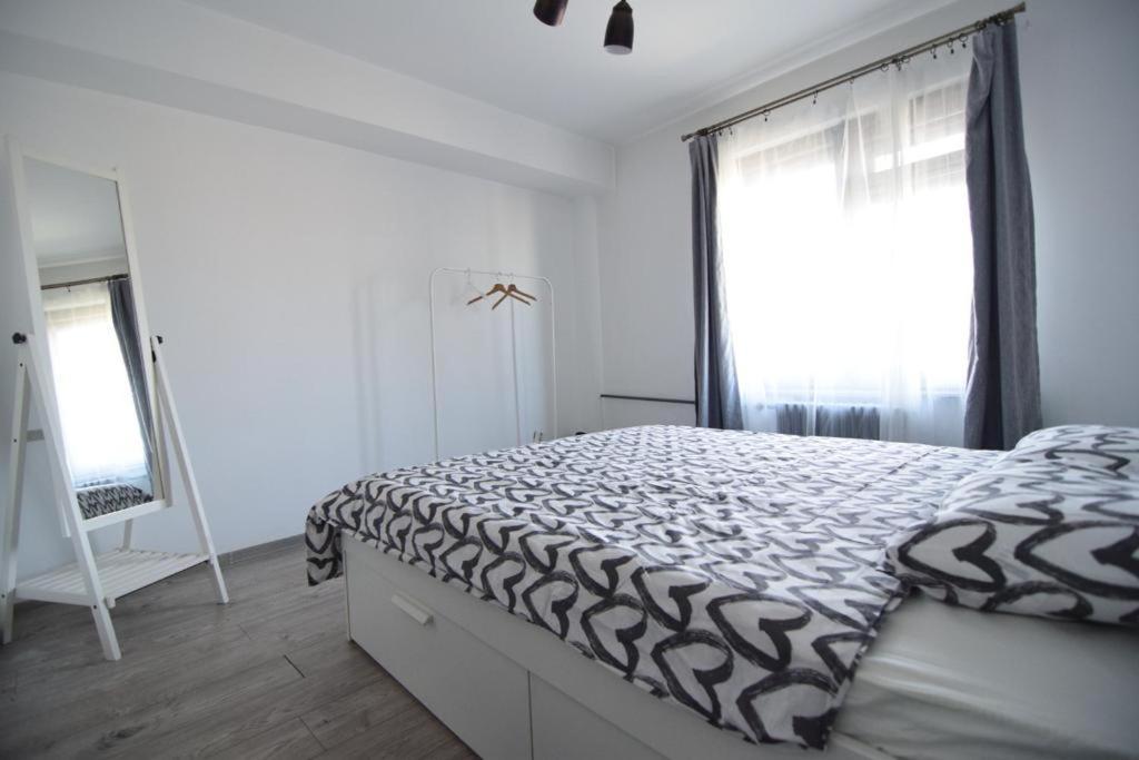 Scandinavian Style Apartment With Panoramic View Bucharest Luaran gambar