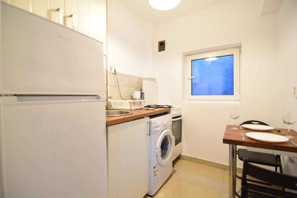 Scandinavian Style Apartment With Panoramic View Bucharest Luaran gambar